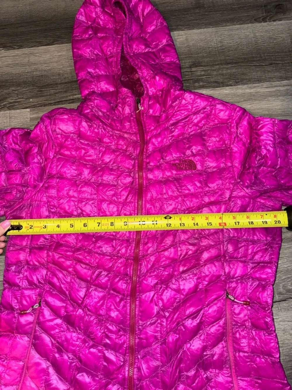 Women's Hot Pink Lightweight Hooded Puffer Jacket - Picture 3 of 9